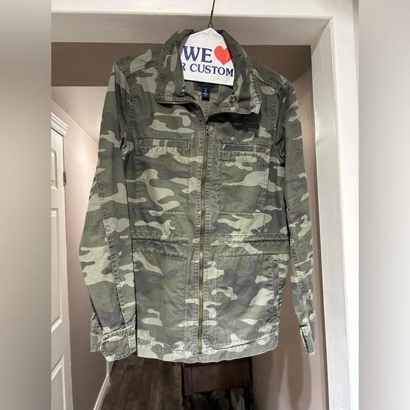 SALE 💙 GAP 💙 camo utility jacket size S - Picture 2 of 6